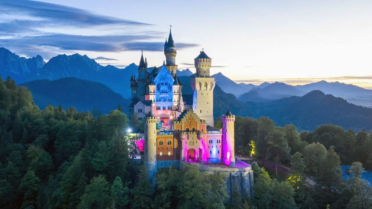 Concert au château de Neuschwanstein – image d’arrière-plan