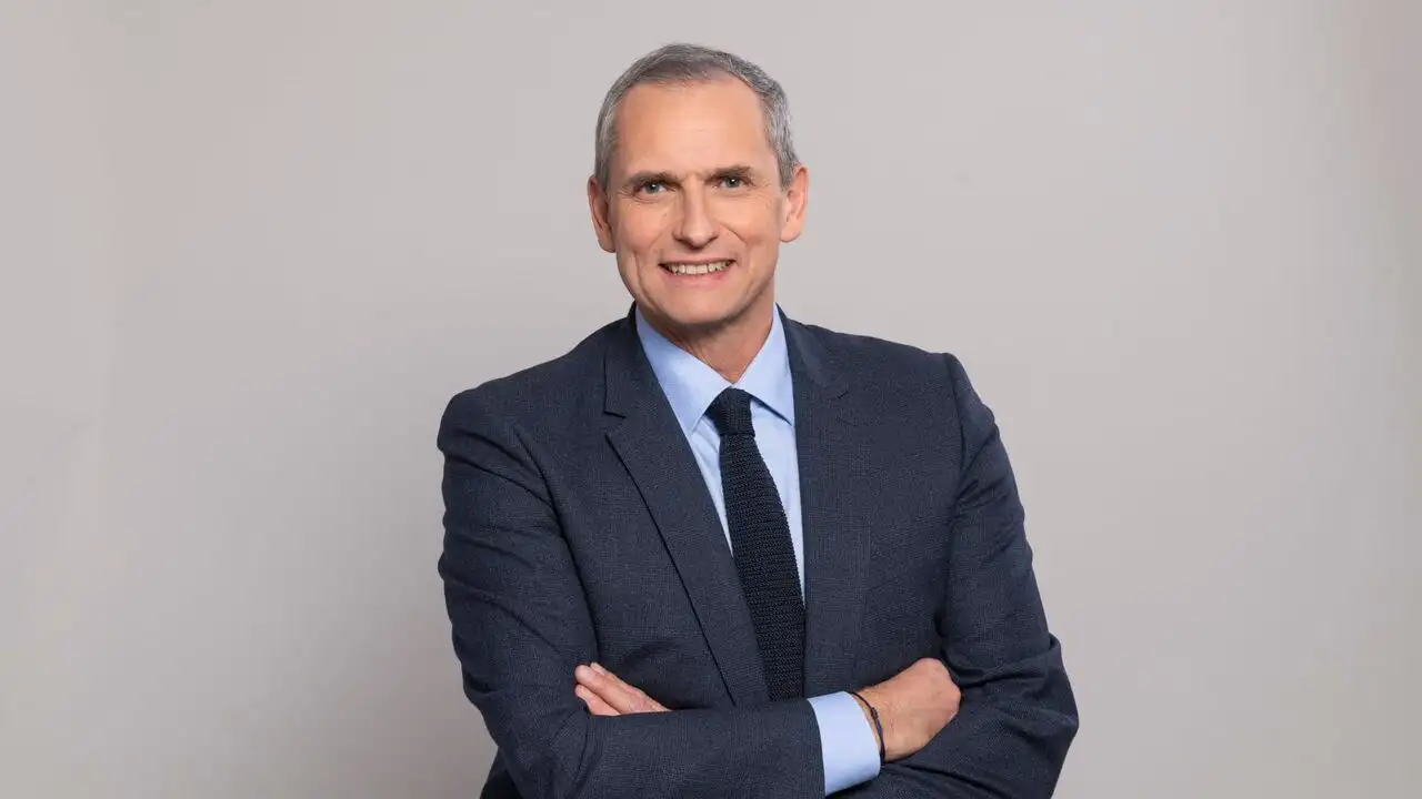 Rendez-vous avec les Français - Michel-Édouard Leclerc – image d’arrière-plan
