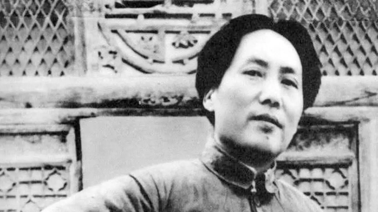 Mao, l'empereur rouge - La Longue Marche – image d’arrière-plan