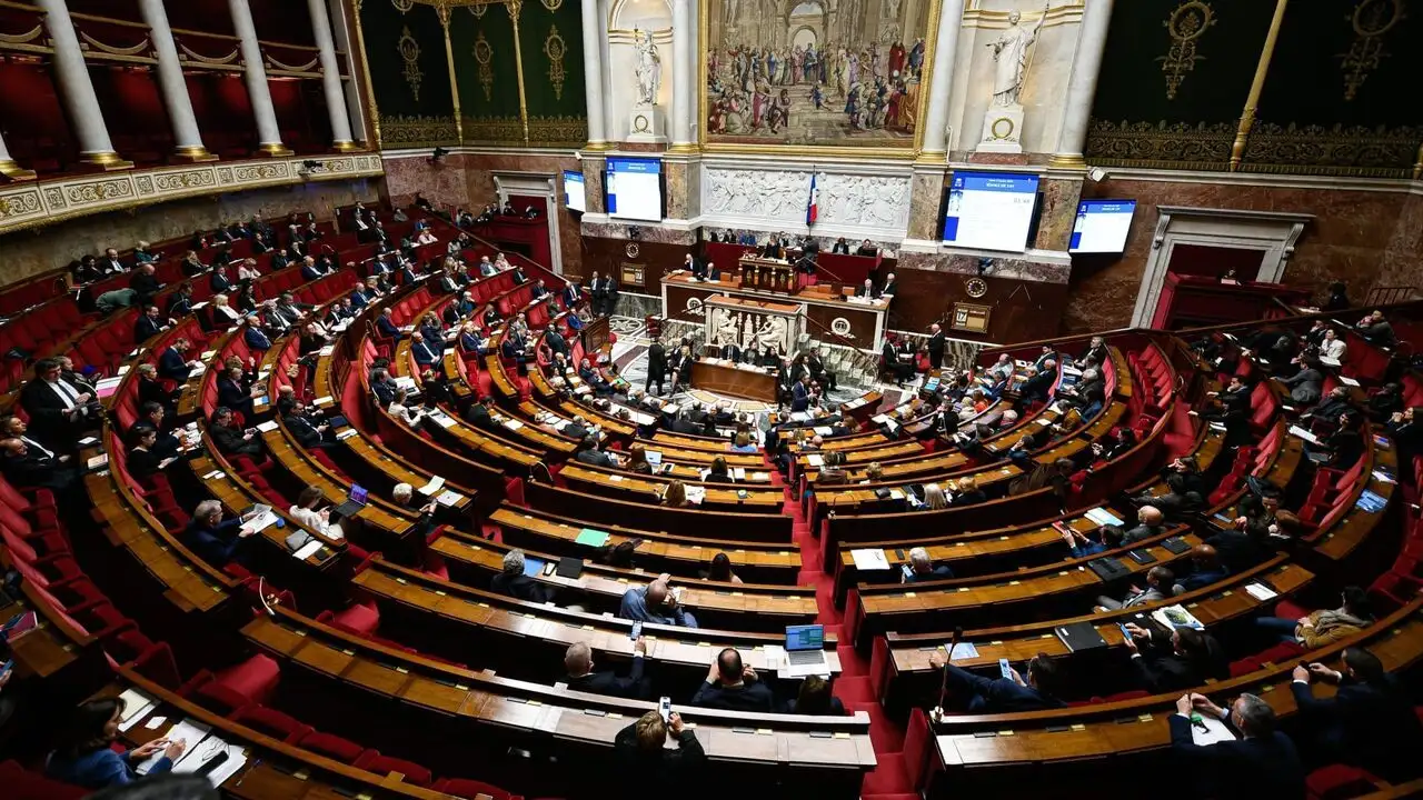 Matignon, mission impossible ? – image d’arrière-plan