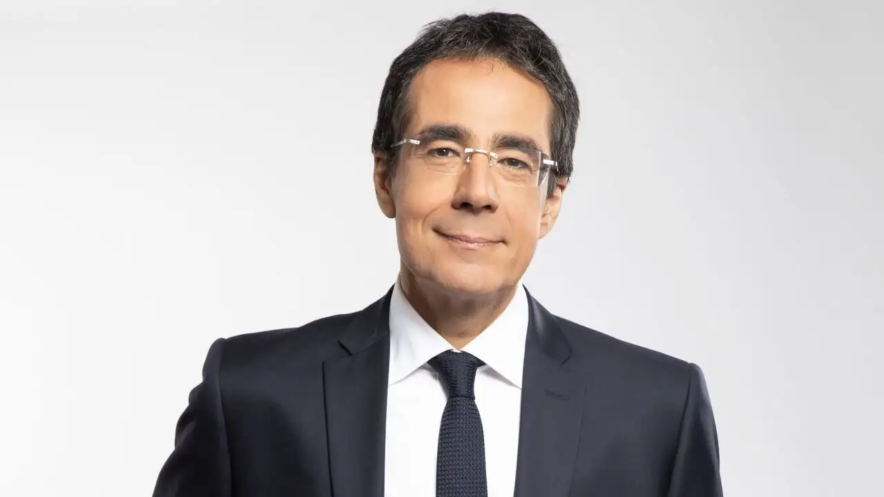 Le grand entretien - Temps forts de l'Université d'été du Laboratoire de la République – image d’arrière-plan