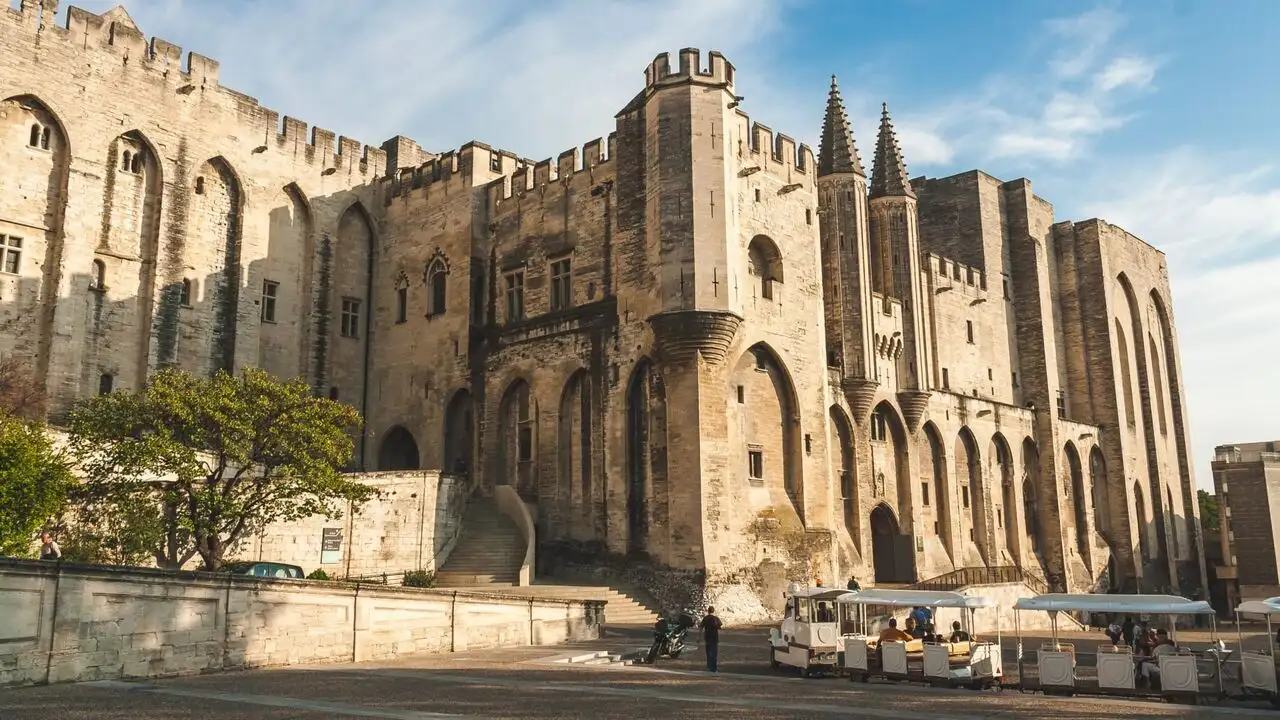 Maldoror : Festival d'Avignon 2026 – image d’arrière-plan