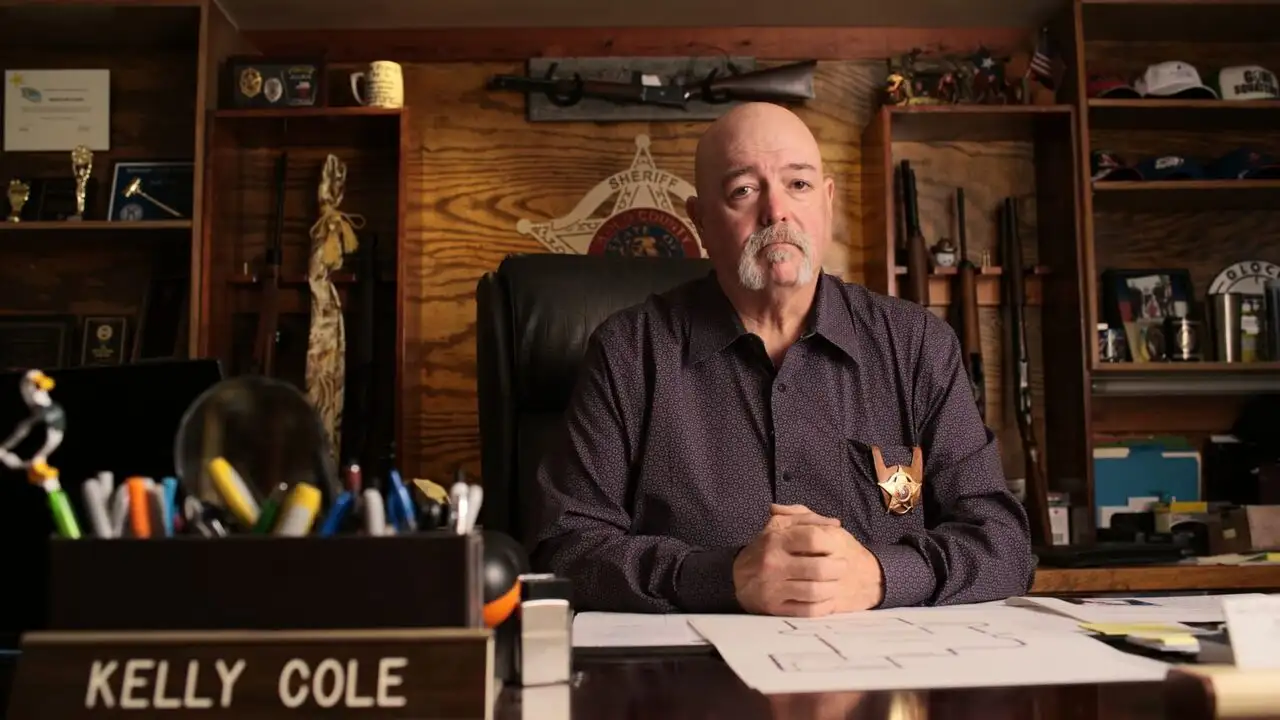 Experts sur la scène de crime - Saison 1 - Le Cadeau miracle – image d’arrière-plan