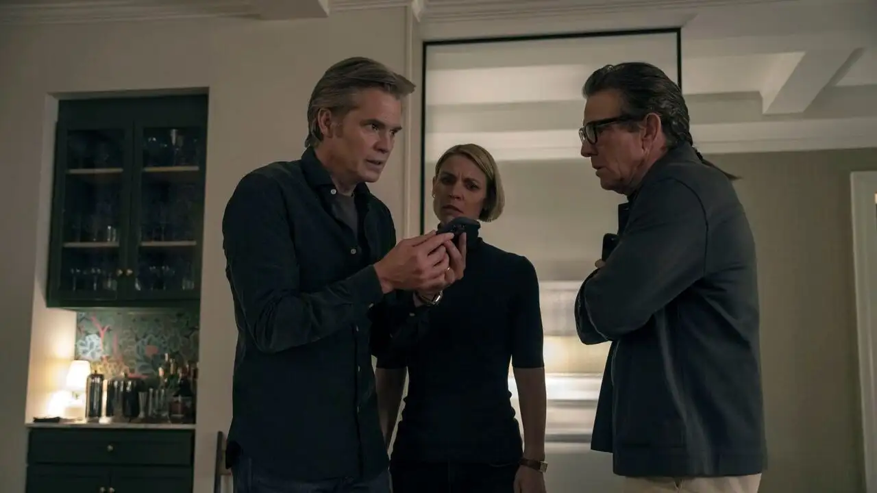 Full Circle - Saison 1 - Plus de batterie – image d’arrière-plan