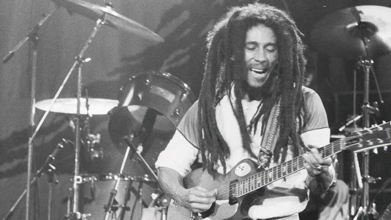Bob Marley : "Uprising" Live ! – image d’arrière-plan