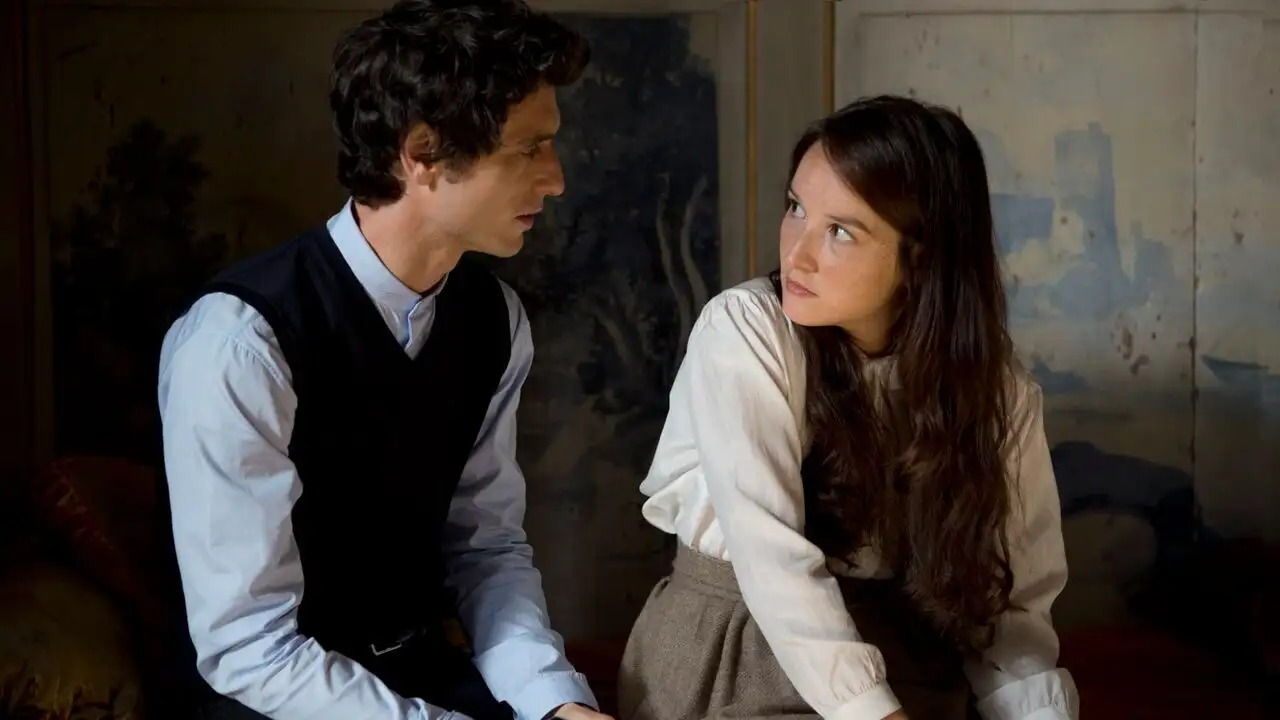 Marguerite & Julien – image d’arrière-plan