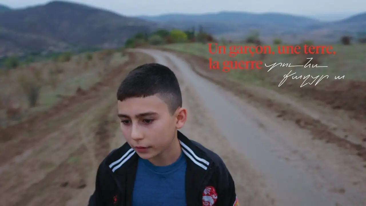 Un garçon, une terre, la guerre – image d’arrière-plan