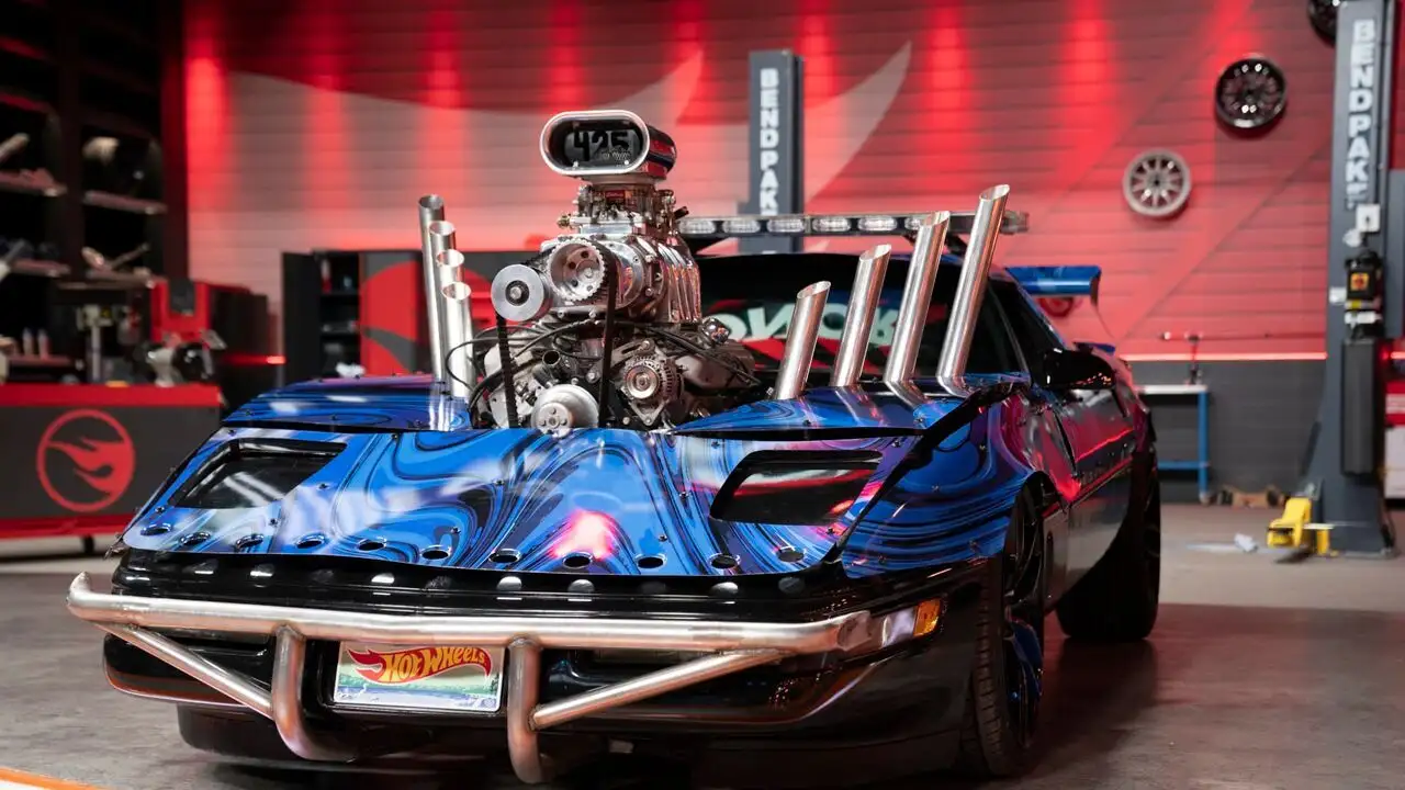 Hot Wheels: Ultimate Challenge - Saison 1 - Monster Bug vs. Buckaroo – image d’arrière-plan