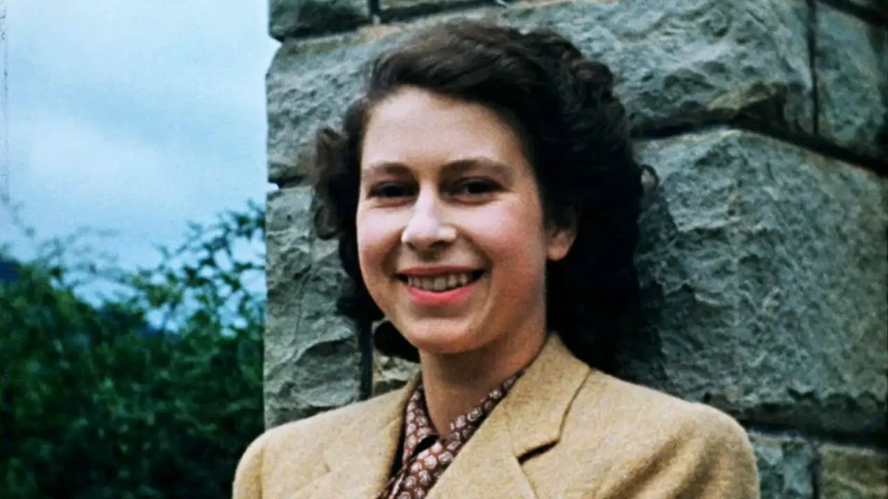 Elizabeth par elle-même – image d’arrière-plan