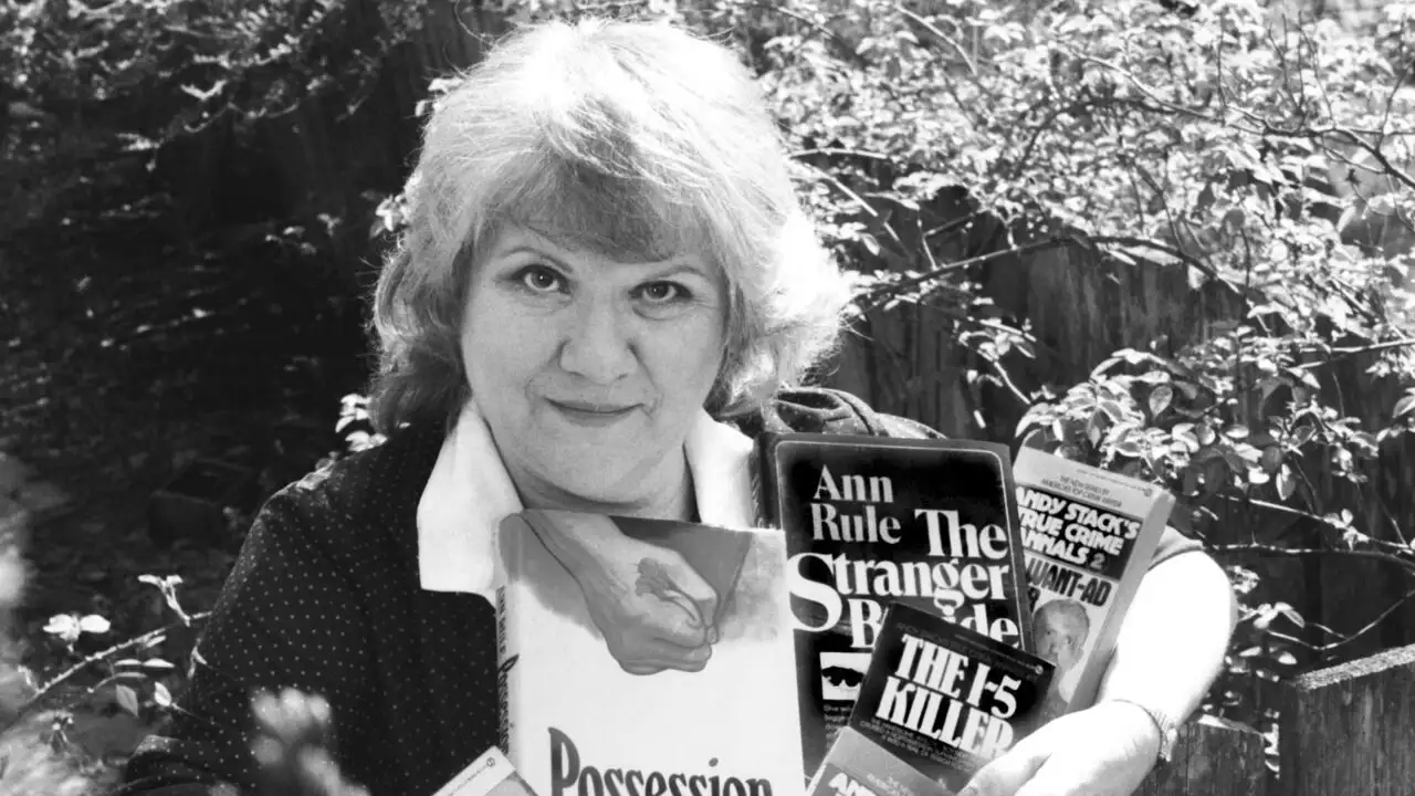 "Un tueur si proche" : Ann Rule et Ted Bundy – image d’arrière-plan