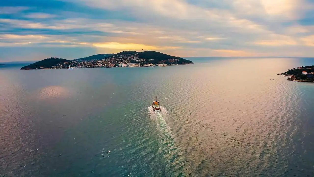 La mer de Marmara au bord de l'asphyxie ? – image d’arrière-plan