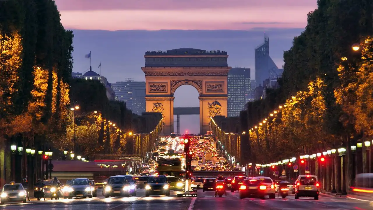 Construire pour l'avenir - BTP : le défi de la rénovation énergétique – image d’arrière-plan