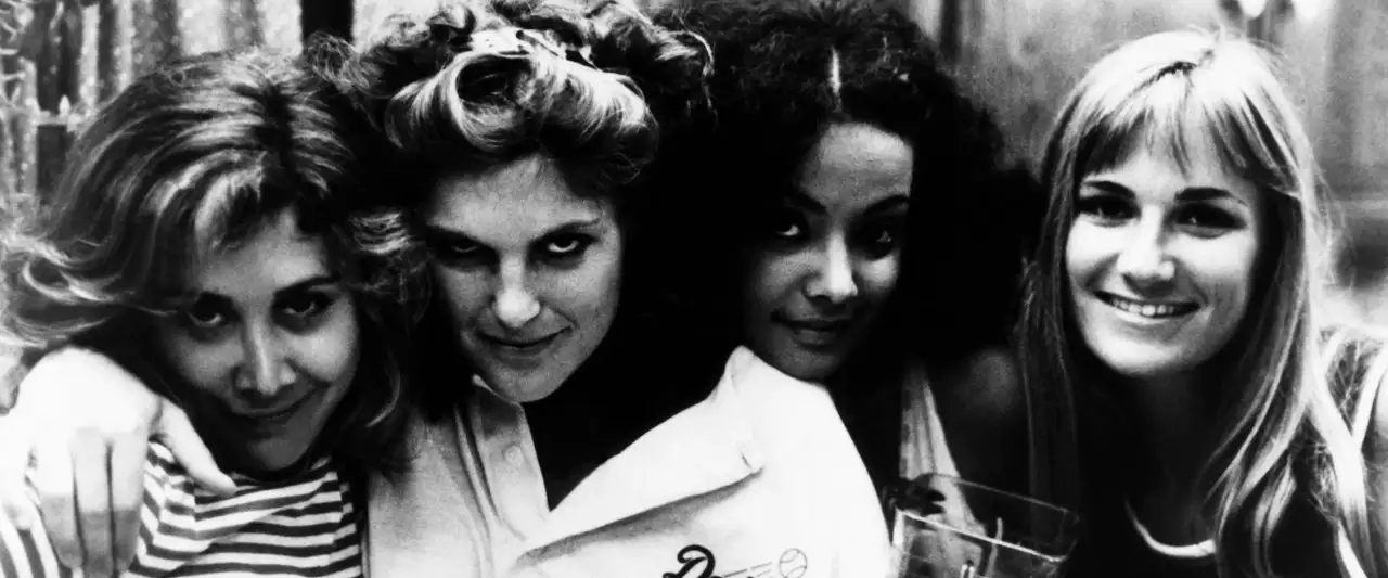 Slumber Party Massacre - Fermez les yeux une seule seconde… et vous dormirez pour l'éternité. – image d’arrière-plan