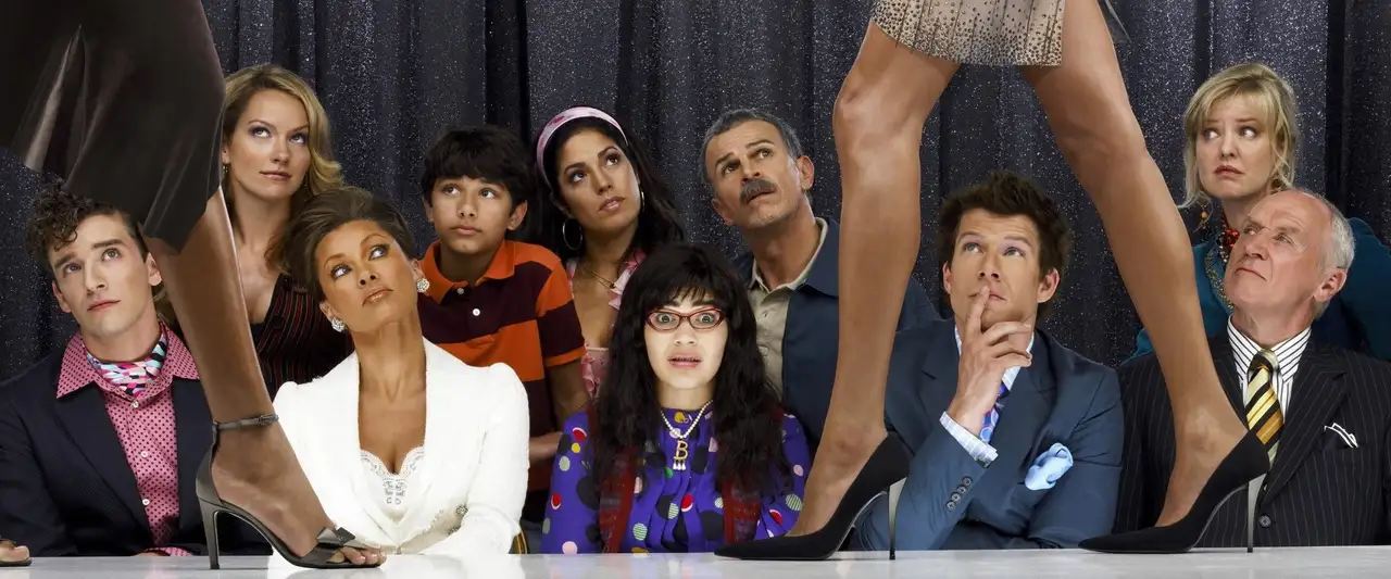 Ugly Betty - Saison 1 - Goûts de luxe ! – image d’arrière-plan