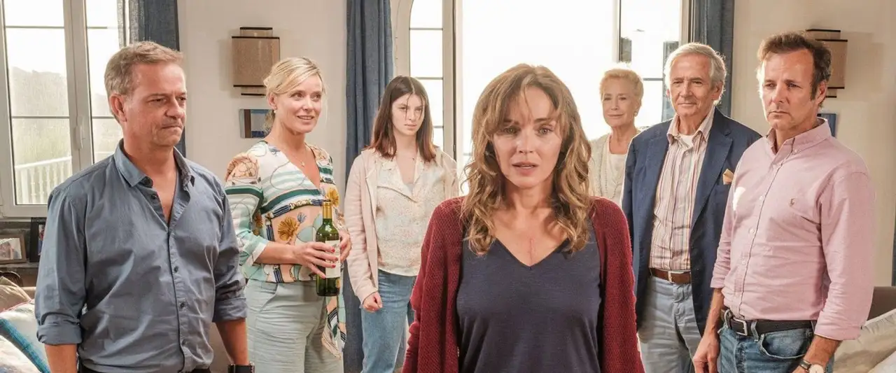 Enquête à coeur ouvert - Saison 1 – image d’arrière-plan