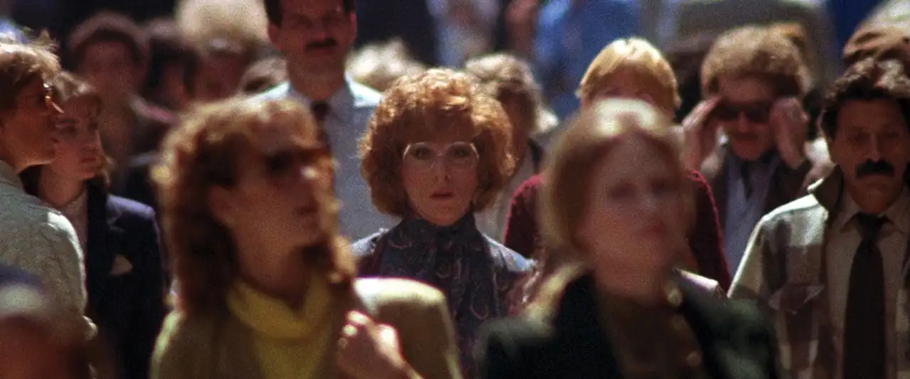Tootsie - Au chômage il a accepté un rôle féminin et est devenu une star. Si seulement il pouvait le dire à la femme qu’il aime. – image d’arrière-plan
