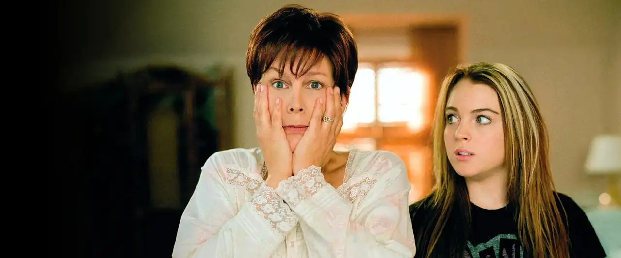 Freaky Friday : Dans la peau de ma mère - Le cauchemar de toute adolescente… ressembler à sa mère ! – image d’arrière-plan