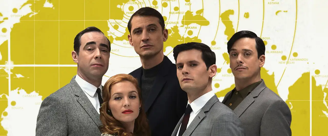 Au service de la France - Saison 2 - C'est beau la Pologne – image d’arrière-plan