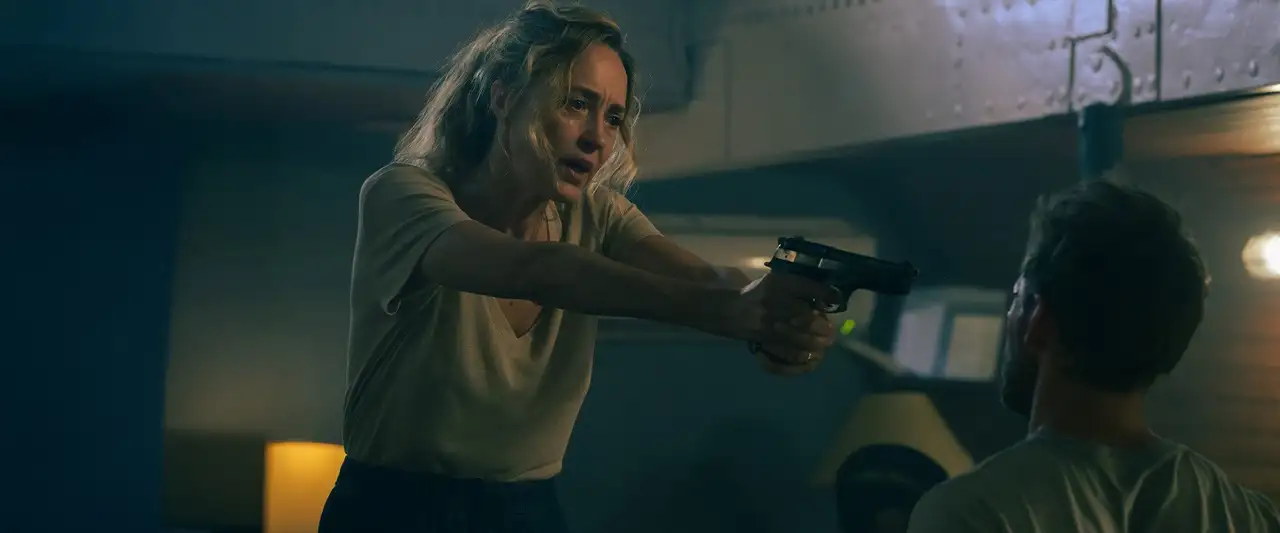 La mère et l'assassin - Episode 01 – image d’arrière-plan