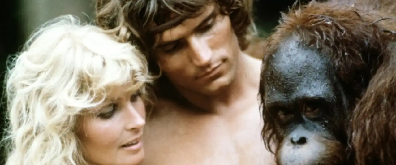 Tarzan, l'homme singe - La plus belle femme de notre temps dans l'aventure la plus érotique de tous les temps. – image d’arrière-plan