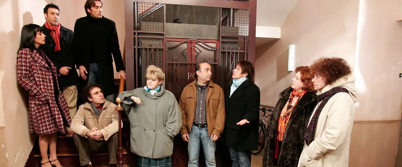 Faites comme chez vous - Saison 1 - Que les meilleurs gagnent – image d’arrière-plan