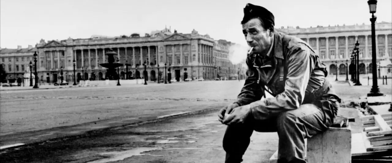 Paris brûle-t-il ? - "Brûlez Paris !" était l'ordre qui fût donné au téléphone. – image d’arrière-plan
