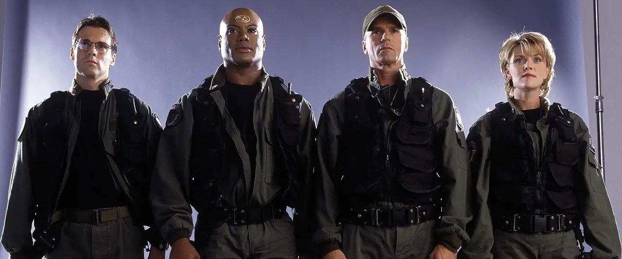 Stargate SG-1 - Saison 2 - La tête à l'envers – image d’arrière-plan