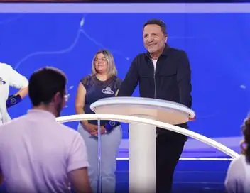 Le dernier cercle - Saison 1 – affiche