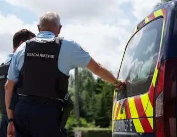 Enquête d'action - Vols, violences, exhibitionnisme : la police des transports à l'affût ! (1/2) – affiche