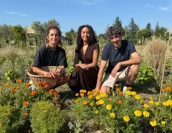 Echappées belles - Saison 21 - Luberon, l'éveil des sens – affiche