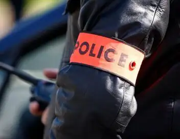 Chroniques criminelles - Affaire Daniel Malgouyres : Meurtre dans le plus beau jardin de France – affiche