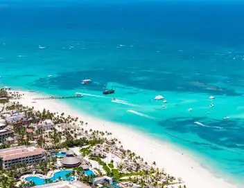 Capital - Vacances de rêve à prix cassés : c'est encore possible ! – affiche