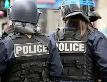 Enquête d'action - Policiers bretons : les brigades de terrain en action ! – affiche