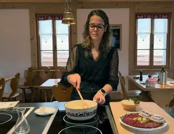 Voyage en cuisine - Suisse : la fondue – affiche