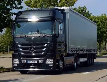 Mega Factories - Saison 5 - Mercedes-Benz – affiche