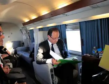"Moi, diplomate !" Le monde de François Hollande – affiche