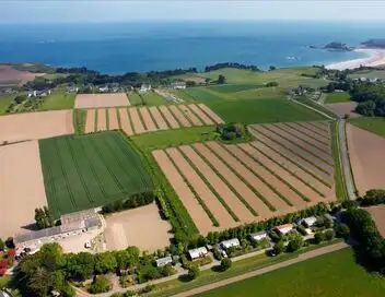 Sale temps pour la planète - Saison 20 - Ille-et-Vilaine, ballotté par les flots – affiche