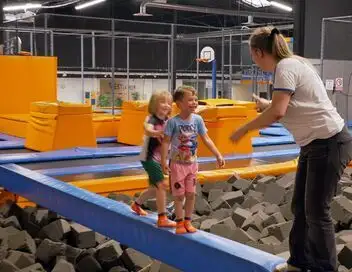 Super Nanny - Saison 11 - Les écrans ont pris le contrôle ! Super Nanny à la rescousse – affiche