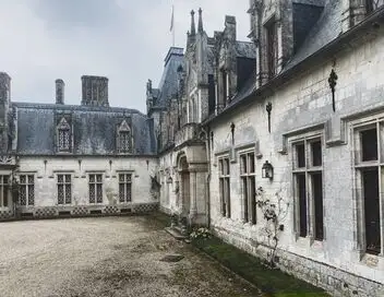 A l'ombre des châteaux de la Somme – affiche