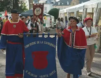 Grands reportages - C'est la fête au village ! – affiche
