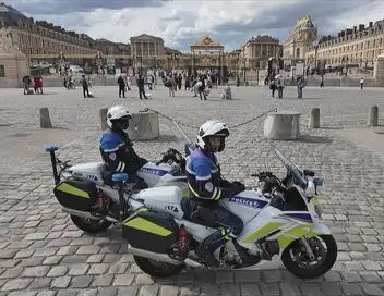 Enquête d'action - Motards de la police : dérapage interdit pour les délinquants ! (1/2) – affiche