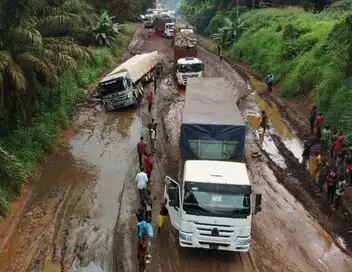 Les routes de l'impossible - Saison 19 - Nigéria, quand la vie rêve d'ailleurs – affiche