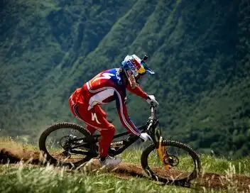 Race Bikes - Episode 3 – affiche