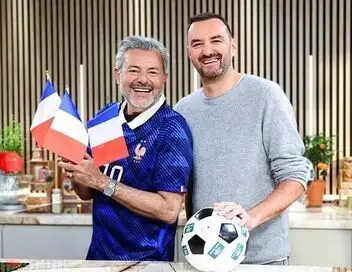 Tous en cuisine avec Cyril Lignac - Saison 7 - Spéciale Coupe du monde – affiche