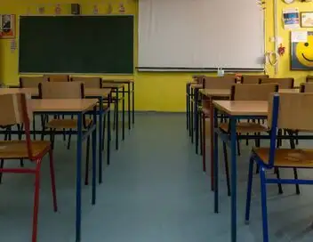 Des écoles pas comme les autres – affiche