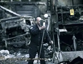 Section scientifique - Saison 1 - L'accident de Puisseguin, l'épreuve du feu – affiche