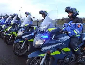 Enquête sous haute tension - 100 jours avec des gendarmes de l'autoroute du Sud-Ouest (n°2) – affiche