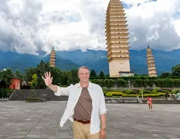 Pékin express : Au royaume des dragons - Saison 22 – affiche