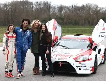V6 défis - Saison 1 - Tomer Sisley – affiche