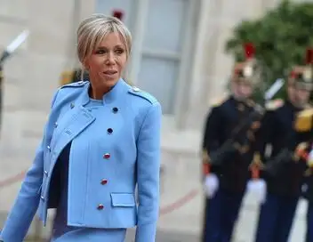 La fabrique du mensonge - Saison 6 - Brigitte Macron, l'ombre de la rumeur – affiche